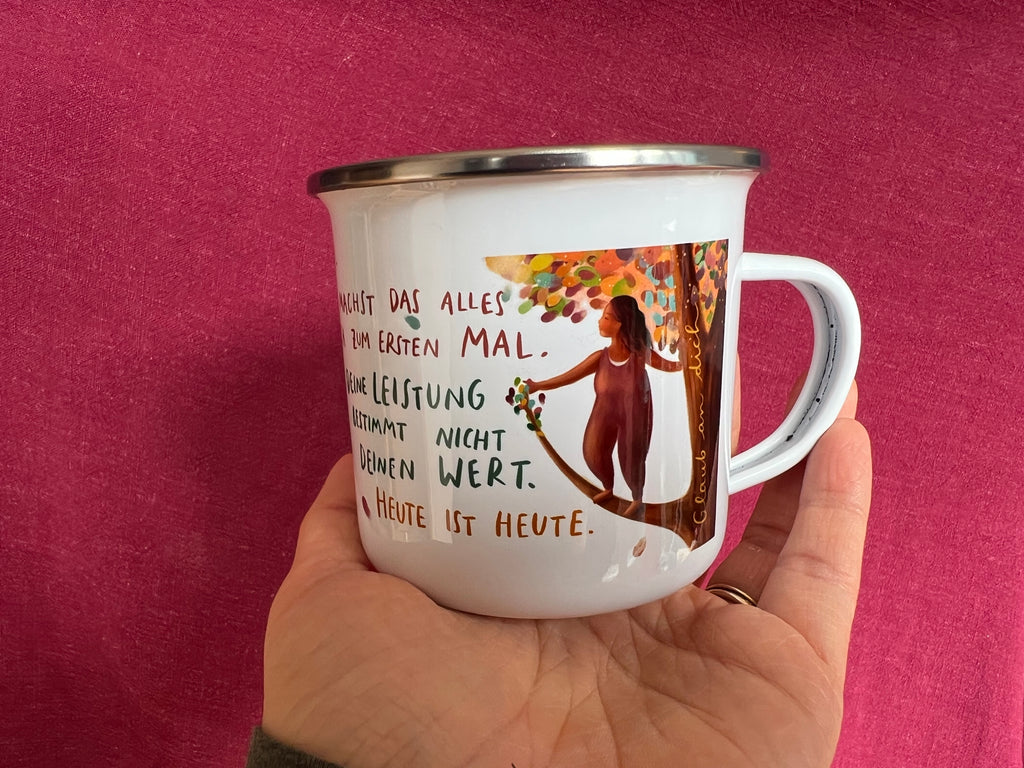 Emailletasse „Botschaften für Dich“ | eine meiner liebsten Illustrationen für dich zum jeden-Tag-benutzen.