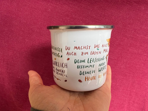 Emailletasse „Botschaften für Dich“ | eine meiner liebsten Illustrationen für dich zum jeden-Tag-benutzen.