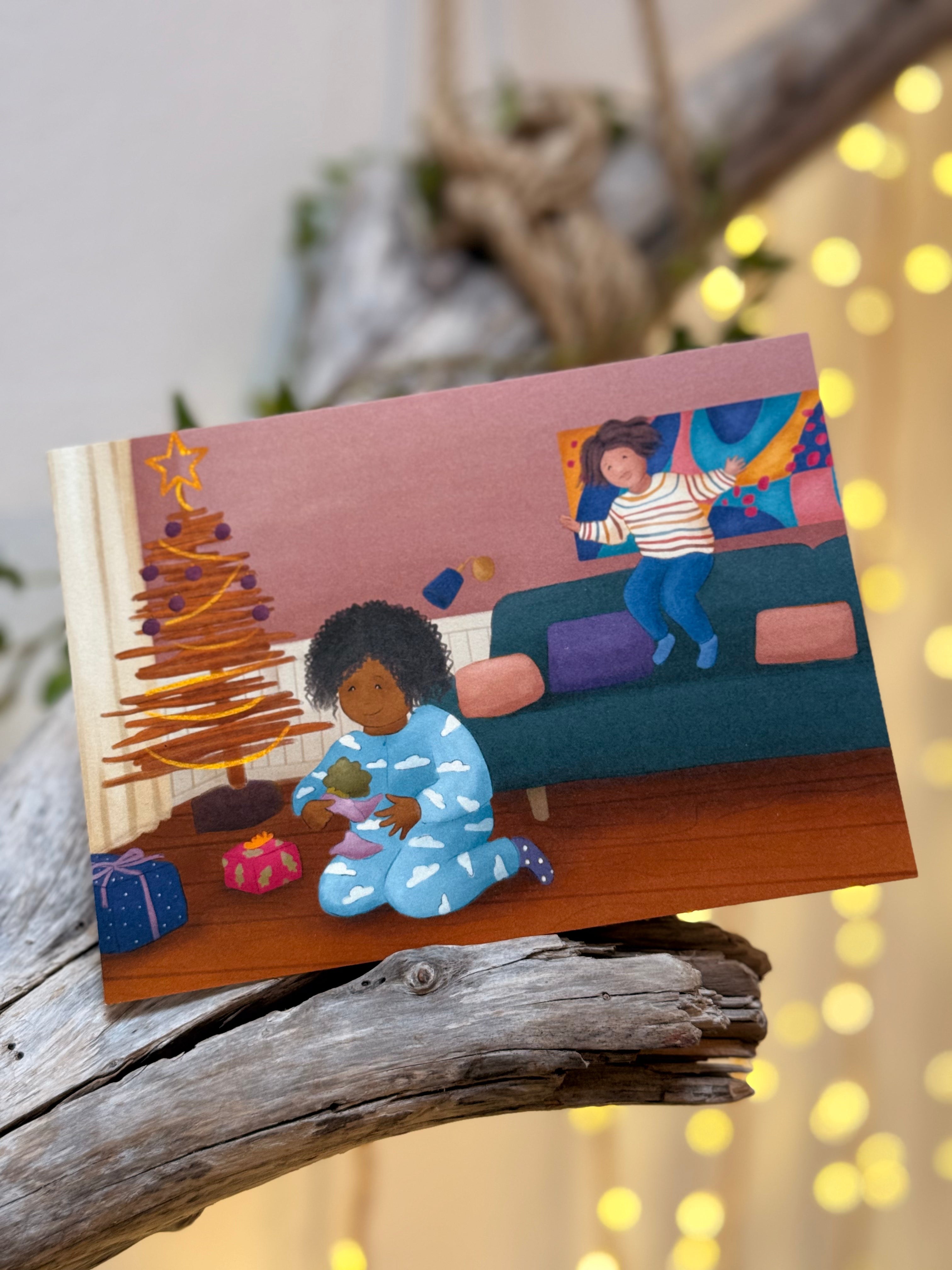 Postkarte "Momo und Linus feiern Weihnachten" | Eine Weihnachtsillustration passend zu unseren Kinderbüchern.