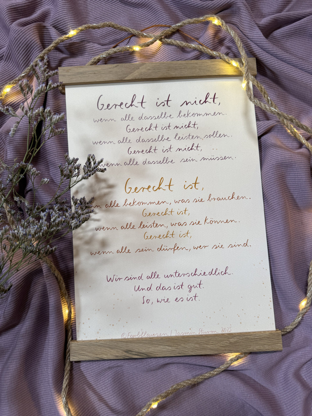 Kunstdruck „Was gerecht ist“ | Ein Handlettering über Bedürfnisse, Leistung, Identität und Unterschiedlichkeit