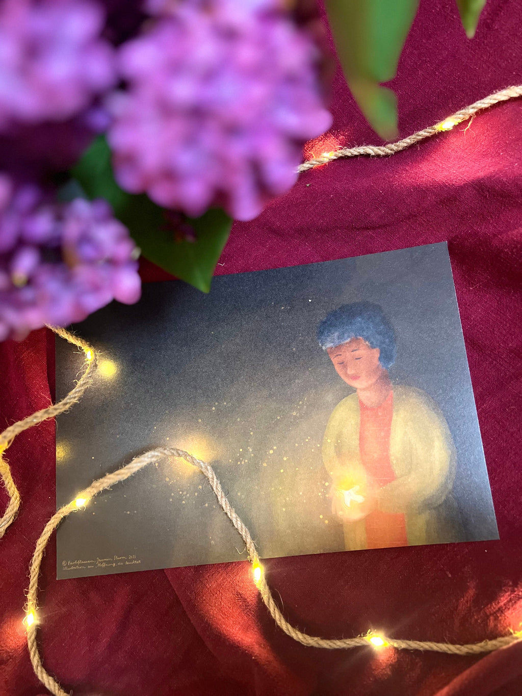 Kunstdruck "Frieden, der leuchtet" | Eine Illustration über die zarte Hoffnung.