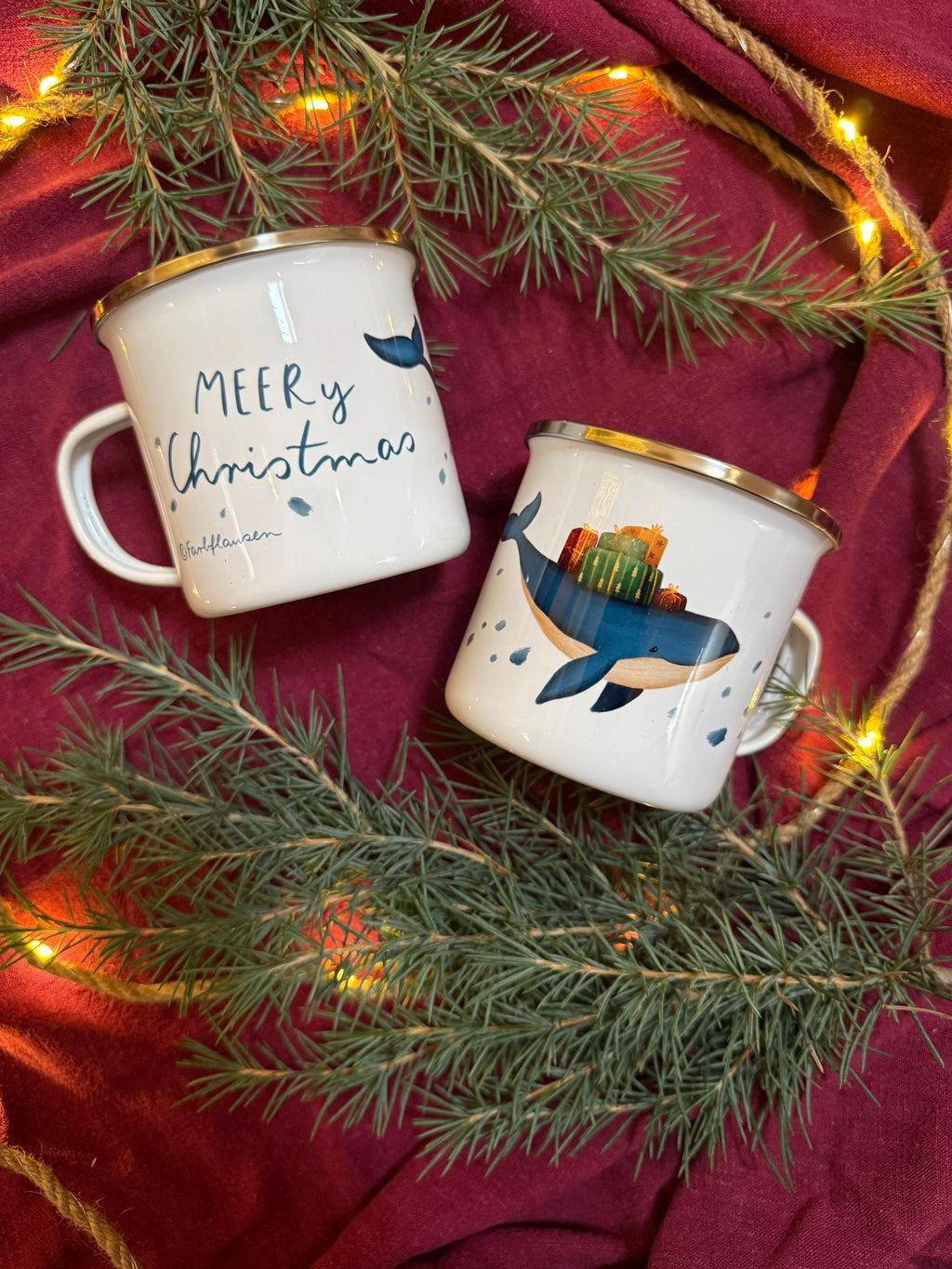 Emailletasse „Weihnachtswal“ | MEERy Christmas für dich und deine Lieben