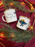 Emailletasse „Weihnachtswal“ | MEERy Christmas für dich und deine Lieben