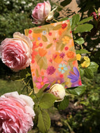 Postkarte „Blumenwiesenbunt“ | Wo alle zu ihrer Zeit blühen.